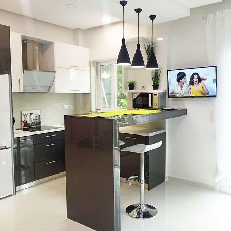 Luxury Apartment Next To The Sea Beach Athens Ngoại thất bức ảnh