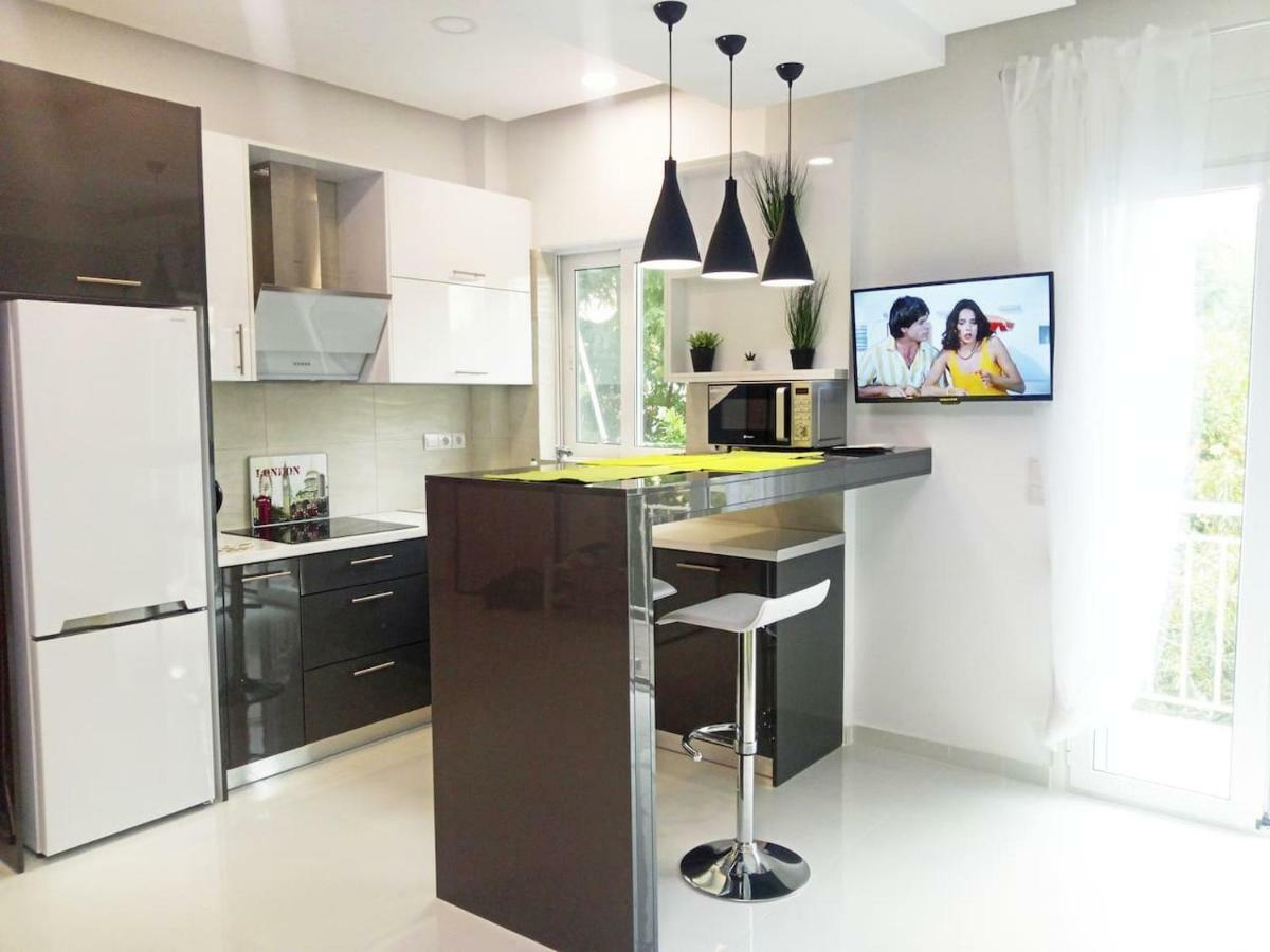 Luxury Apartment Next To The Sea Beach Athens Ngoại thất bức ảnh