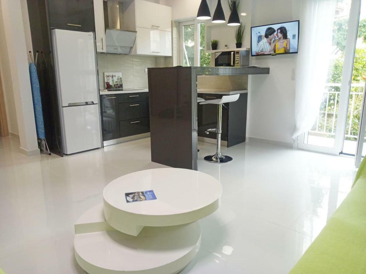 Luxury Apartment Next To The Sea Beach Athens Ngoại thất bức ảnh