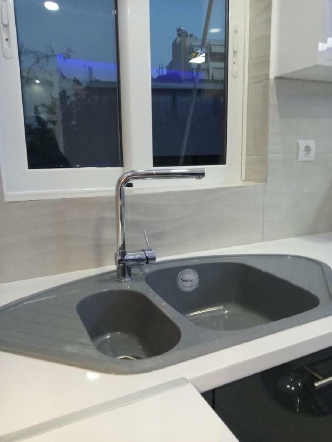 Luxury Apartment Next To The Sea Beach Athens Ngoại thất bức ảnh